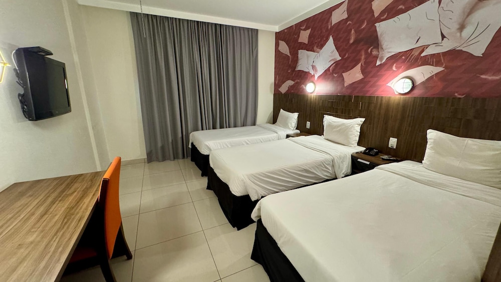 Standard triple room