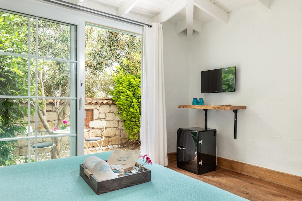 Design Bungalow, 1 Bedroom, Terrace, Garden View photo 3