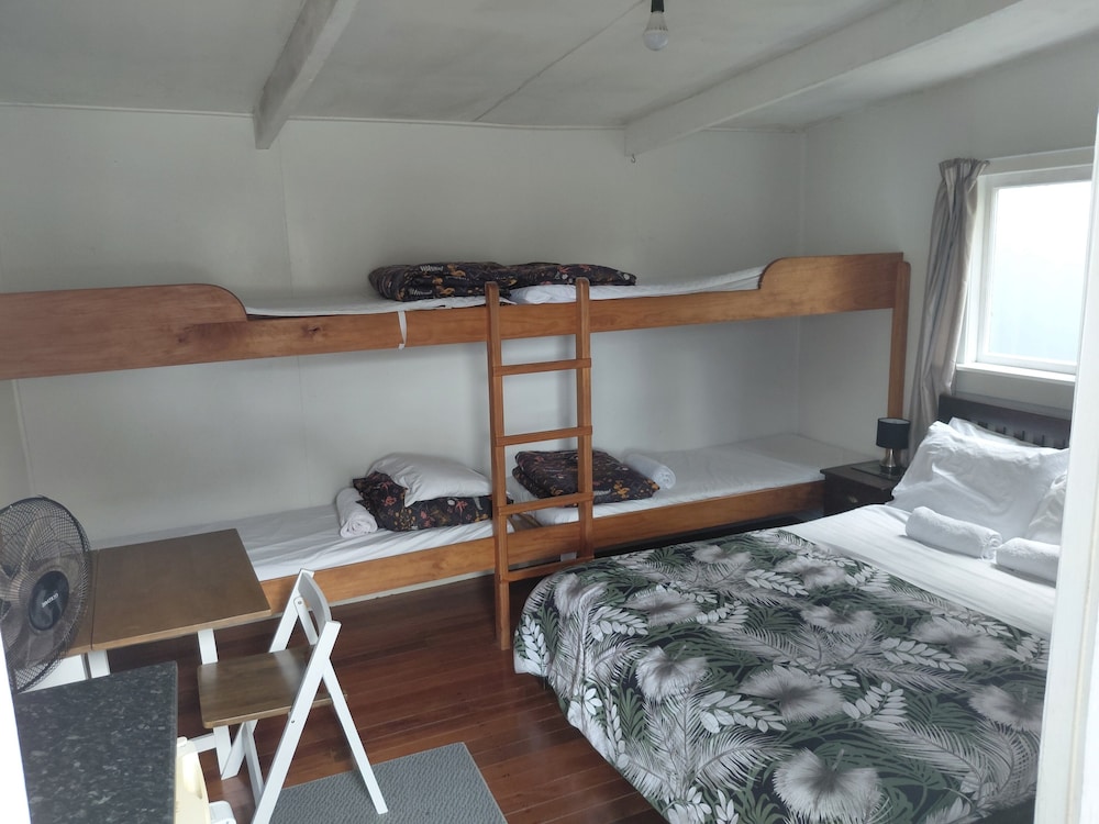 Traditional Cabin photo 1