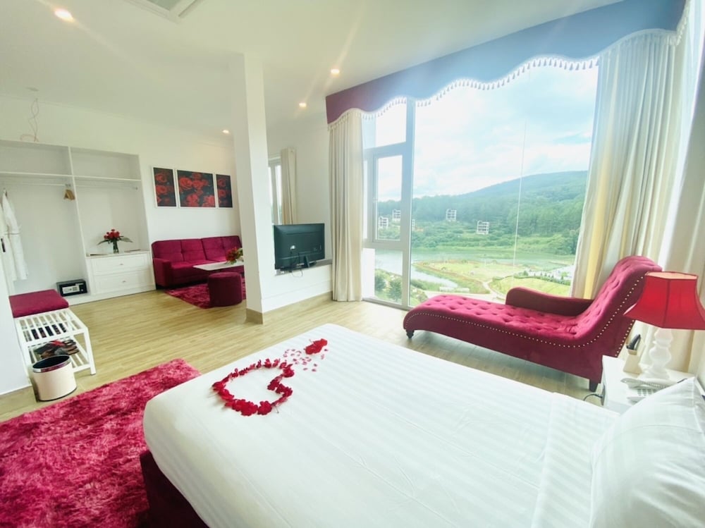Luxury Twin Room photo 3