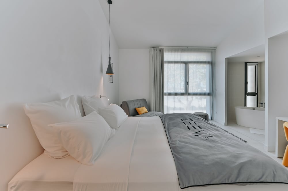 Double or Twin Room photo 1