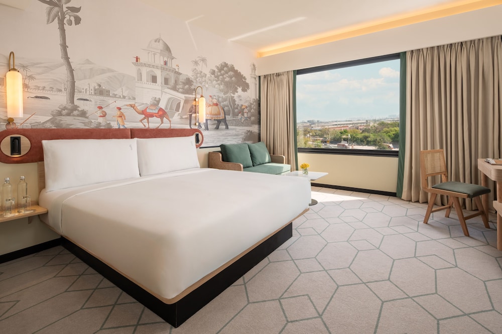 Standard Room, 1 King Bed, Corner