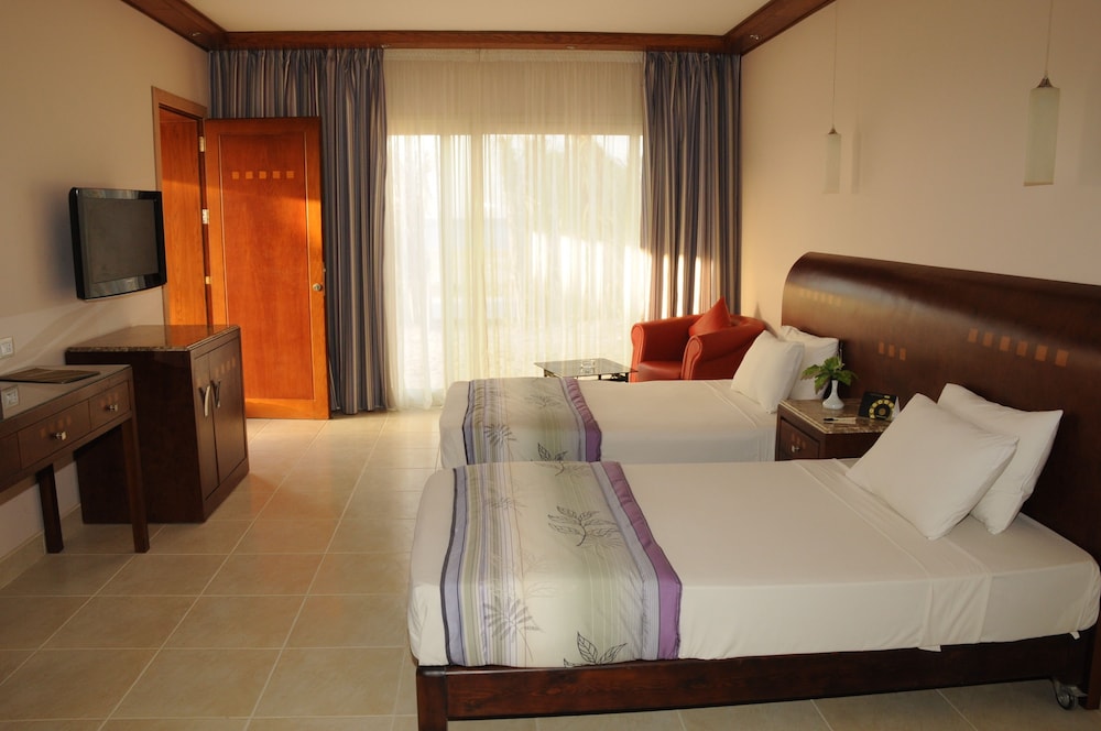 Beachfront Room photo 2