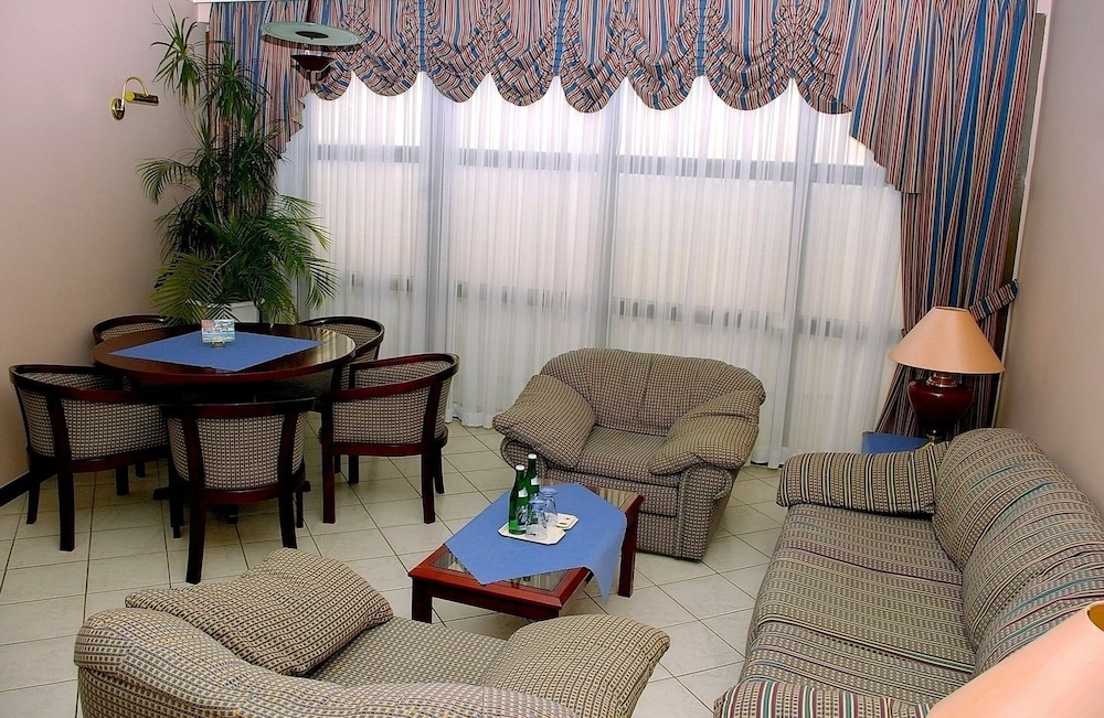 Junior Suite, 1 Bedroom, Balcony, City View photo 2