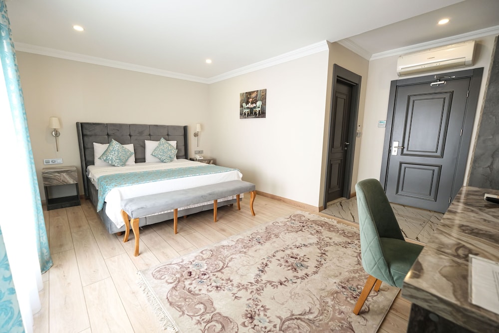 Standard Room, 1 Bedroom, Corner photo 2