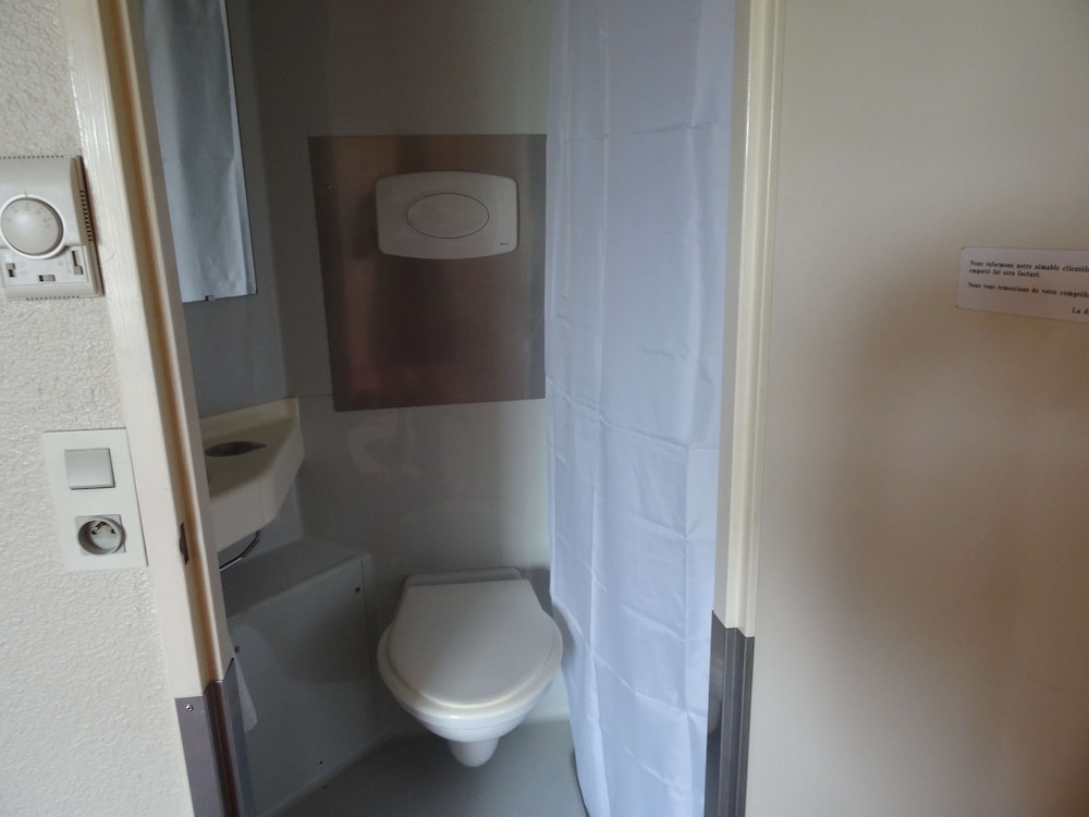 Standard Room, 1 Double Bed - Photo 1