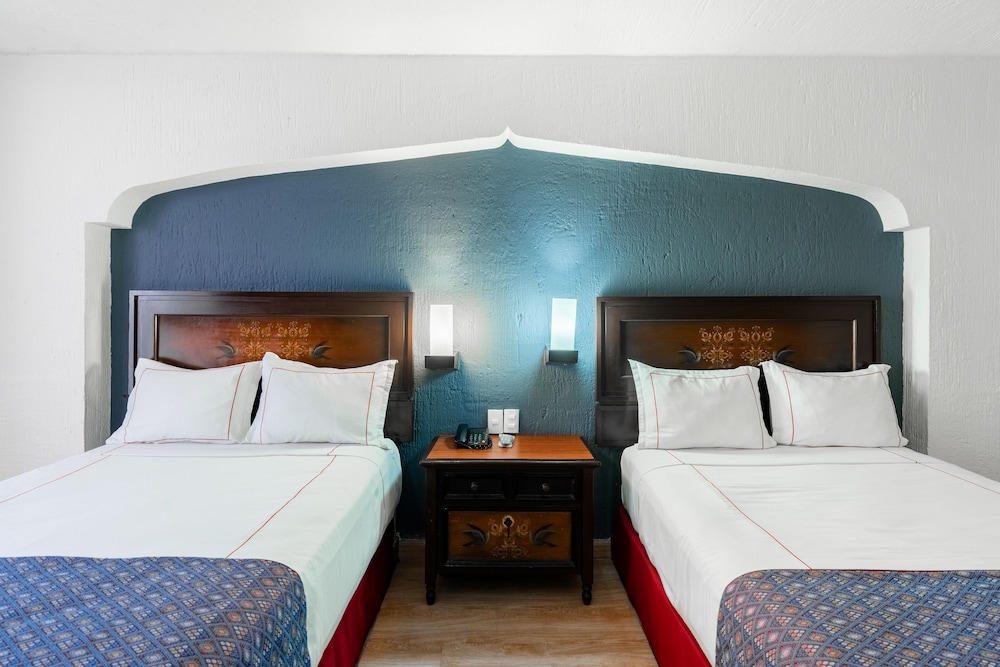 Superior Room - Photo 10