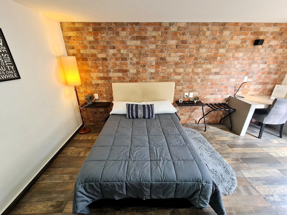 Standard Double Room photo 2