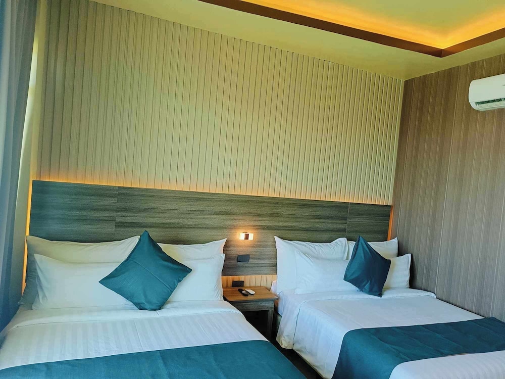 Deluxe Twin Room, Patio, Beach View