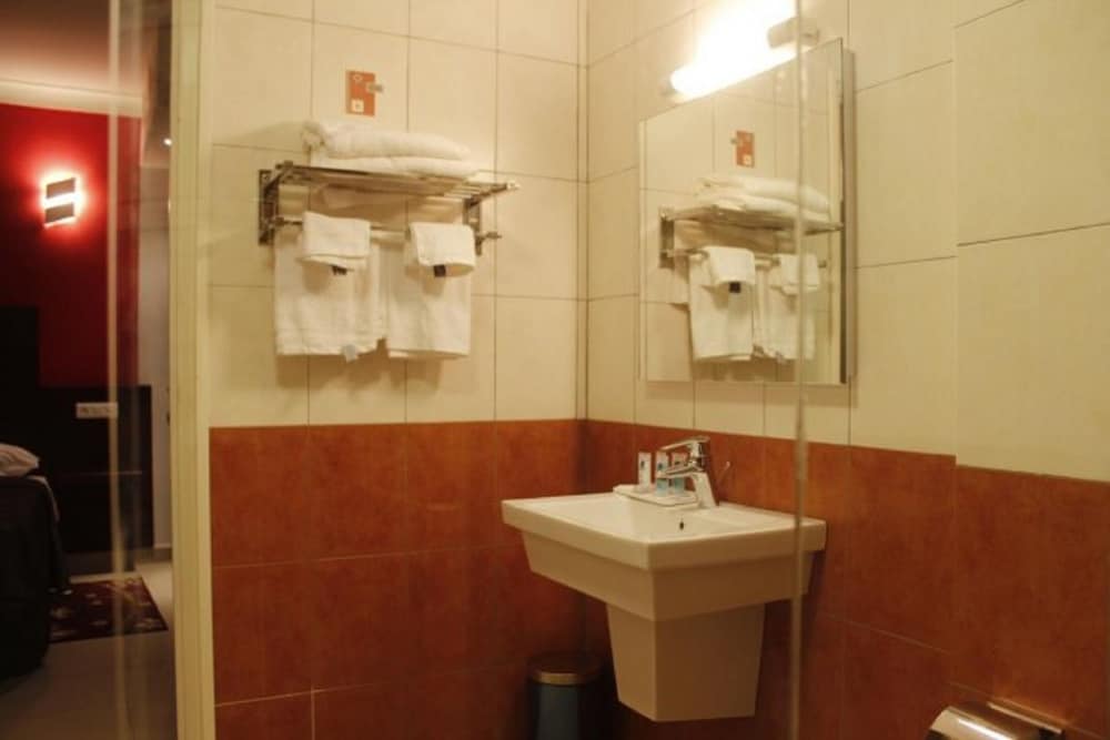 Classic Triple Room photo 1