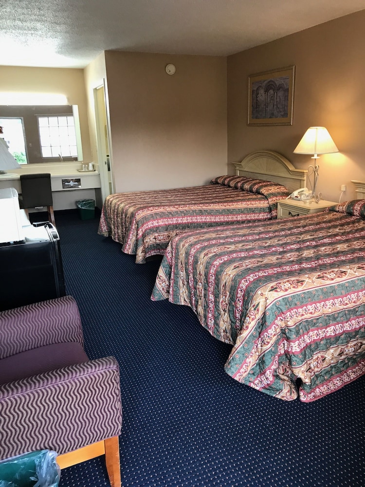 Standard Room, 2 Double Beds, Smoking