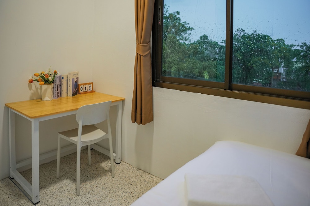 Superior Room, 1 Bedroom - Photo 13