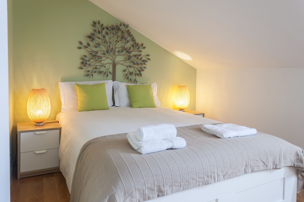 Duplex, 2 Bedrooms