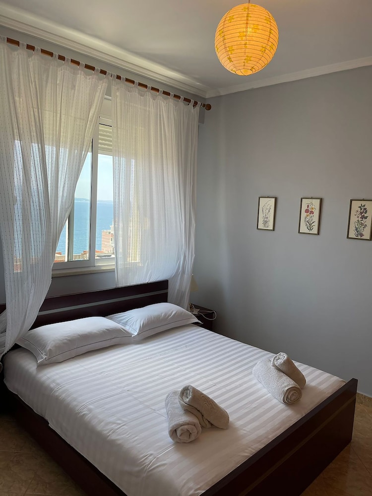 Apartment, Sea View