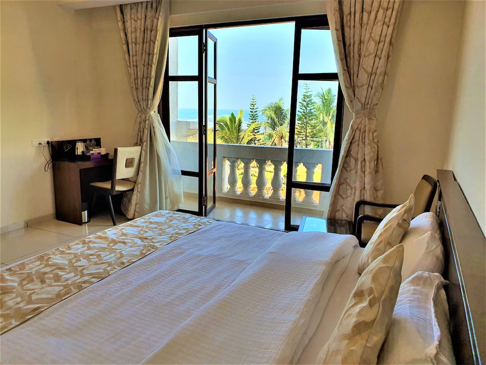 Sea View Deluxe Room
