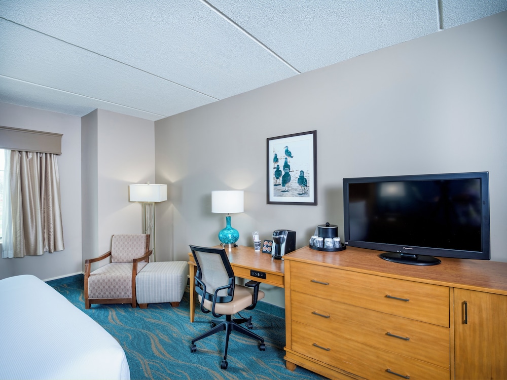 Standard Room, 2 Queen Beds photo 3