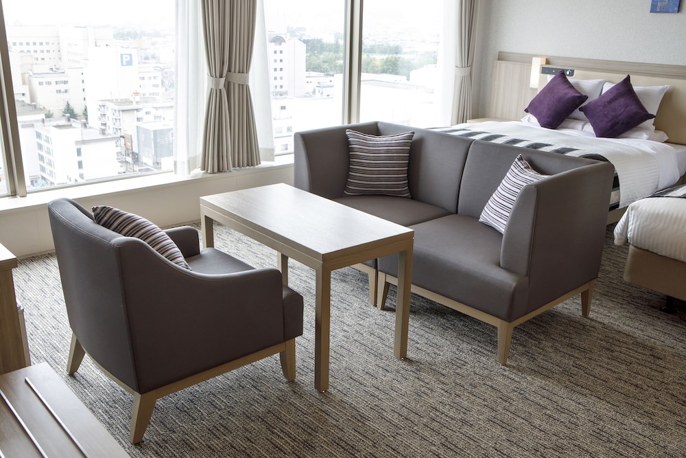 Deluxe Twin Room, Non Smoking (Adult Room Occupancy 4 People) photo 3