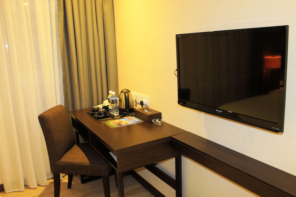 Premium Room, 1 King Bed