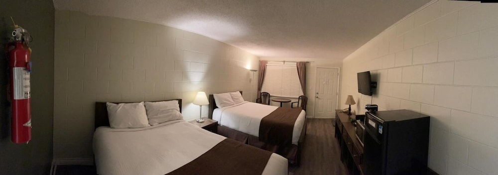 Double Room, 2 Bedrooms photo 1