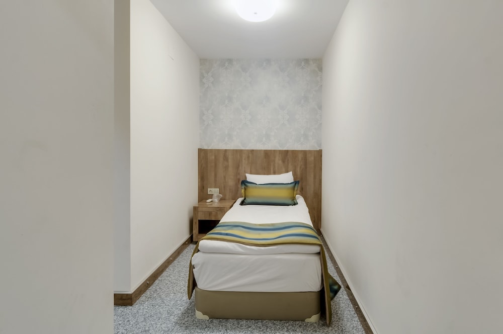 Triple Room photo 2