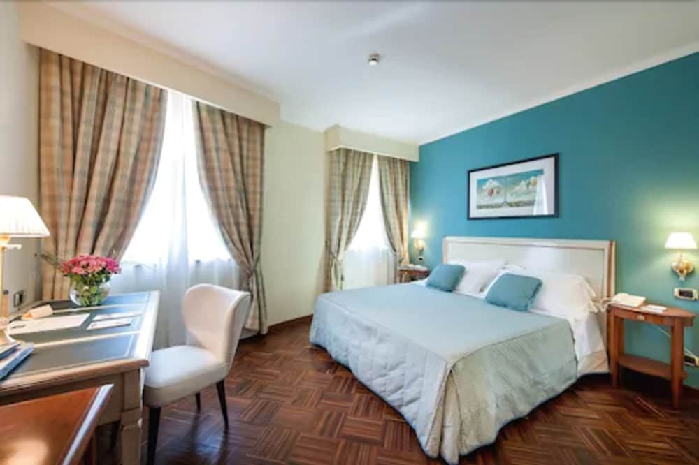 Superior Double Room - Photo 1