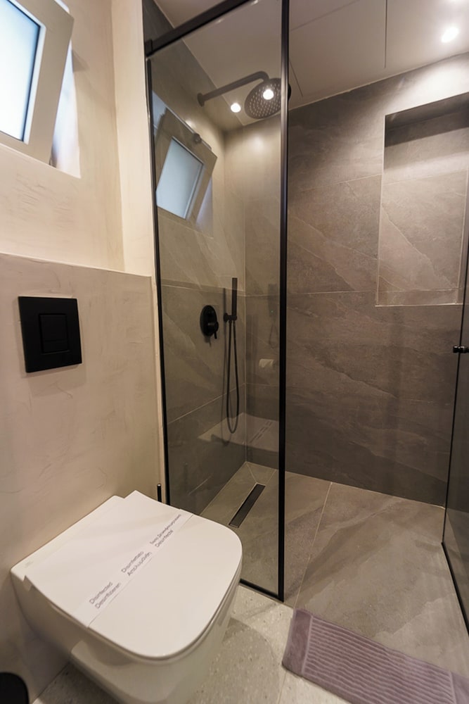 Deluxe Room - Photo 4