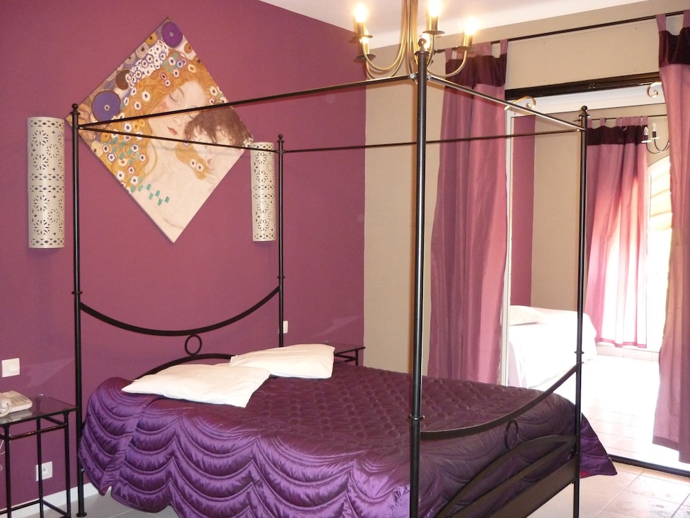 Superior Quadruple Room (Loggia) photo 2