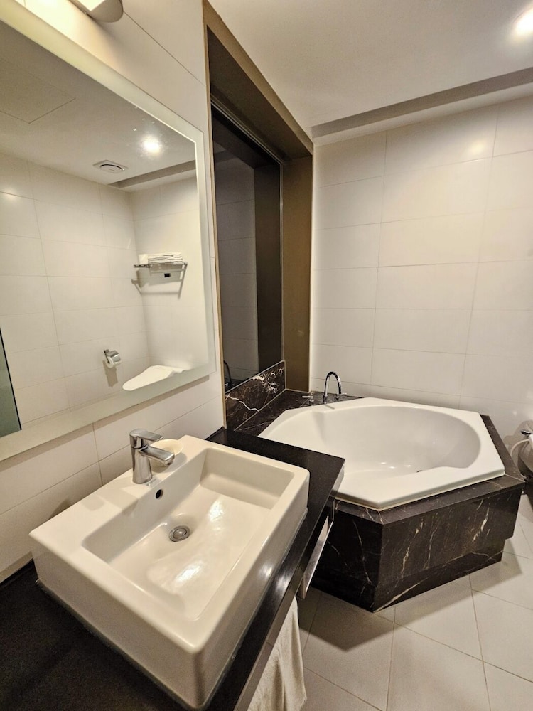 [TAMNA 2N PKG II] Family(No Kitchen/Standard/Double) -2 Breakfast included Only once for 2nights - Photo 2