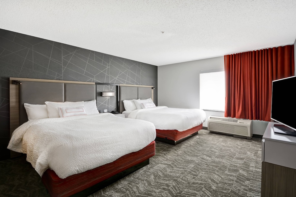 Suite, Multiple Beds - Photo 1