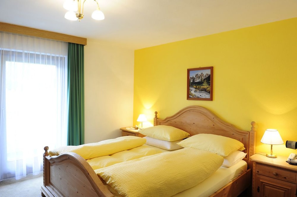 Basic Room photo 3