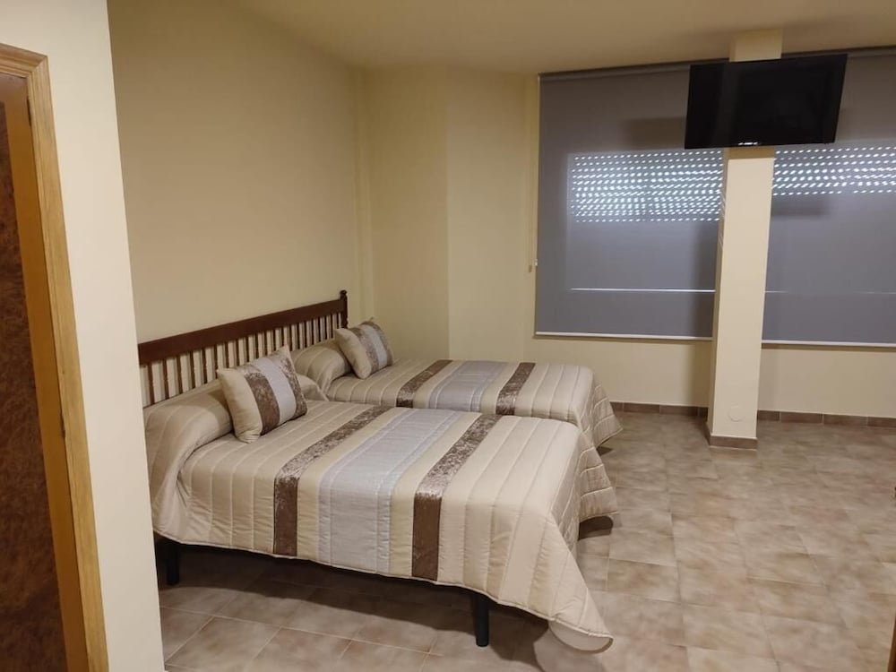 Basic Double Room photo 3