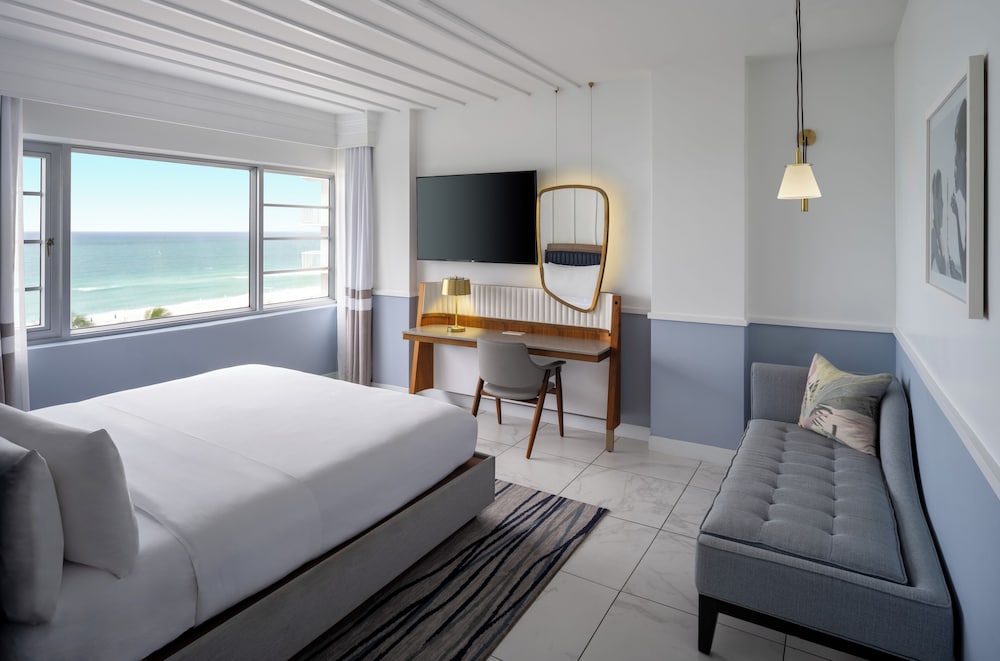 Suite, 1 Bedroom (Balcony) - Photo 2