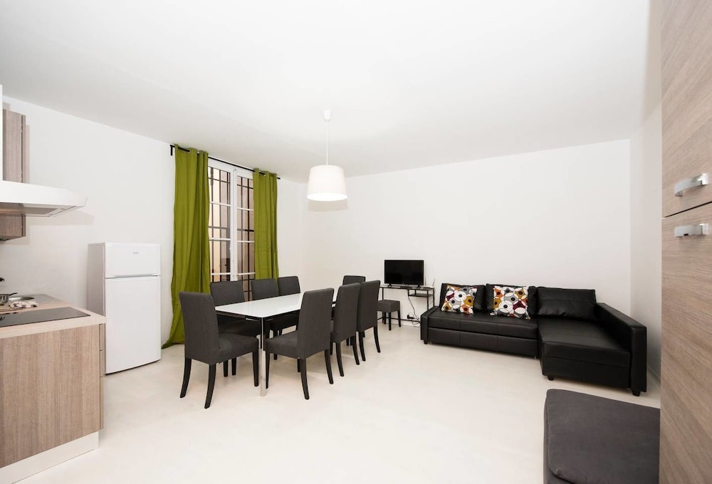 Basic Apartment, 4 Bedrooms