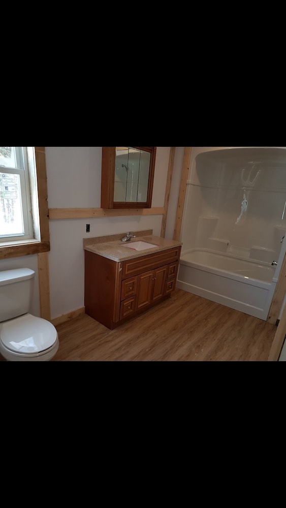 Panoramic Chalet, Multiple Beds, River View, Overwater photo 2
