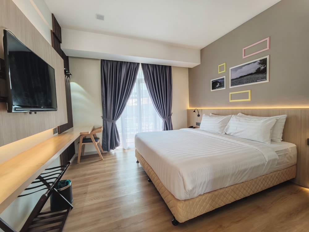 Deluxe Double Room, Garden View