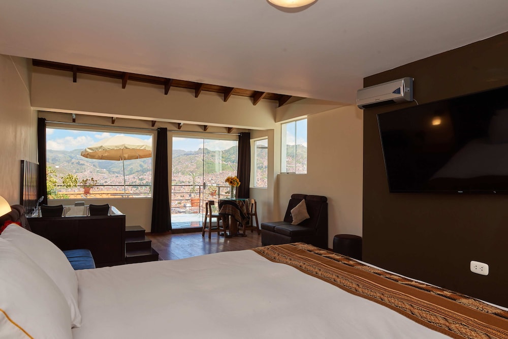 Luxury Suite, Terrace, City View photo 1