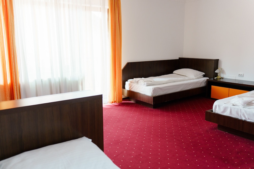 Triple Room - Photo 3