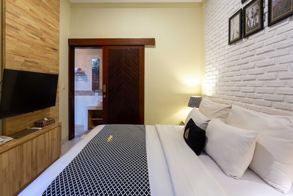 One Bedroom Plunge Pool Villa - Photo 34