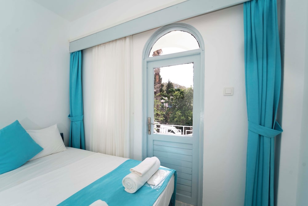 Standard Room - Photo 8