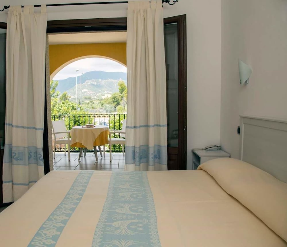 Economy Double Room, Ground Floor (Terrazza Condivisa / Shared Terrace)