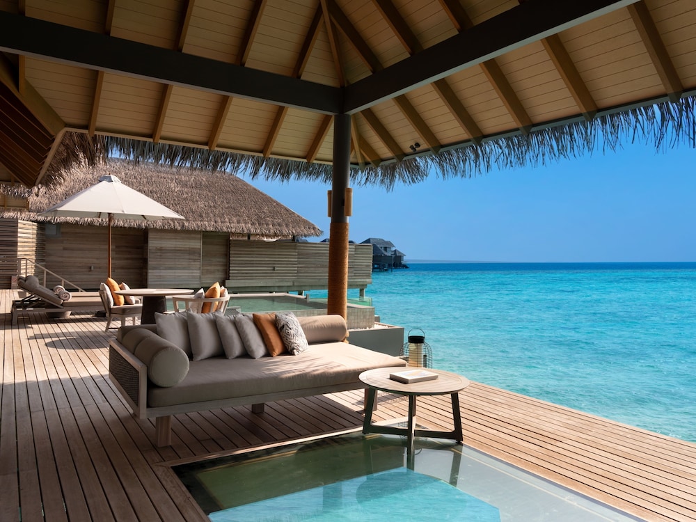 One Bedroom Over Water Pool Residence