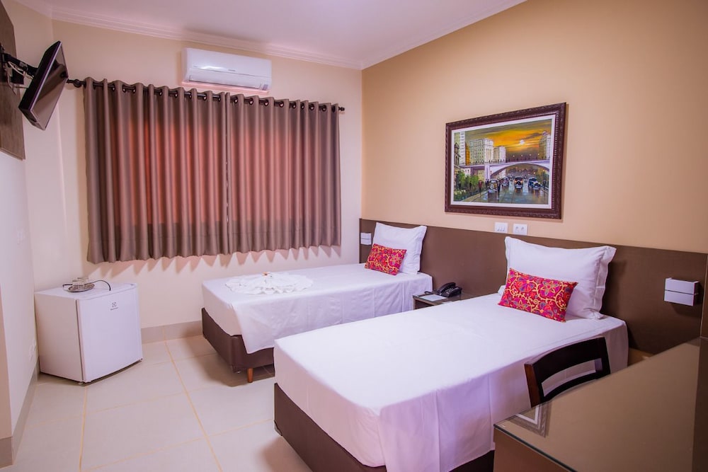 Standard Twin Room, 2 Twin Beds, Non Smoking photo 2
