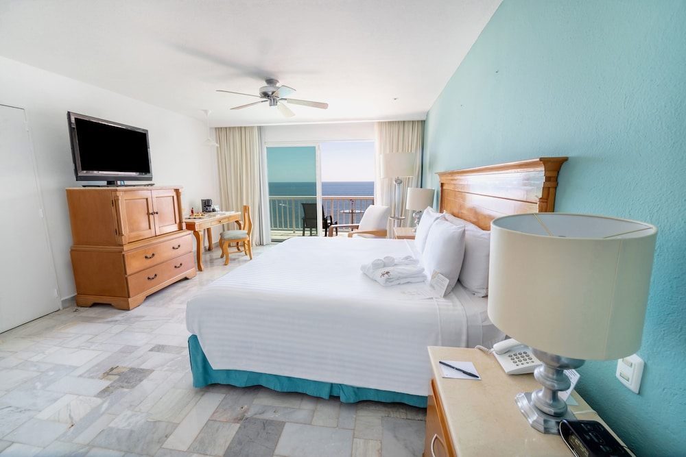 Standard King Ocean View - Photo 1