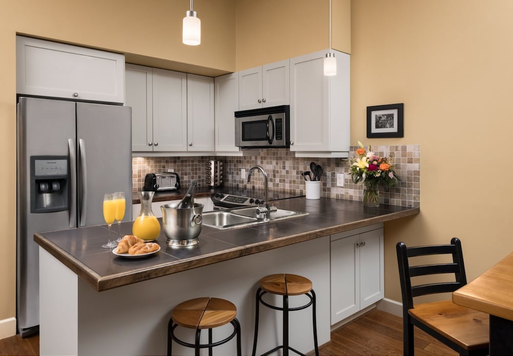 Two Bedroom Trout Lake Townhome photo 2