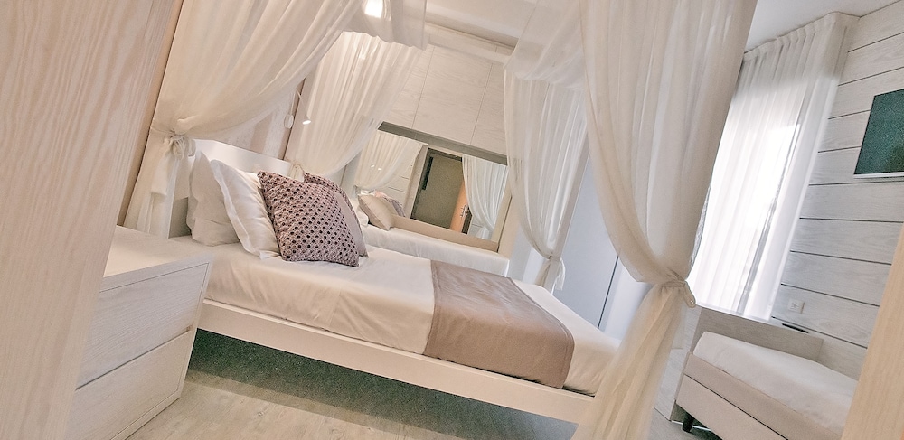 Family Triple Room photo 2