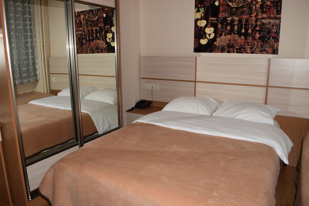 Single Room photo 2