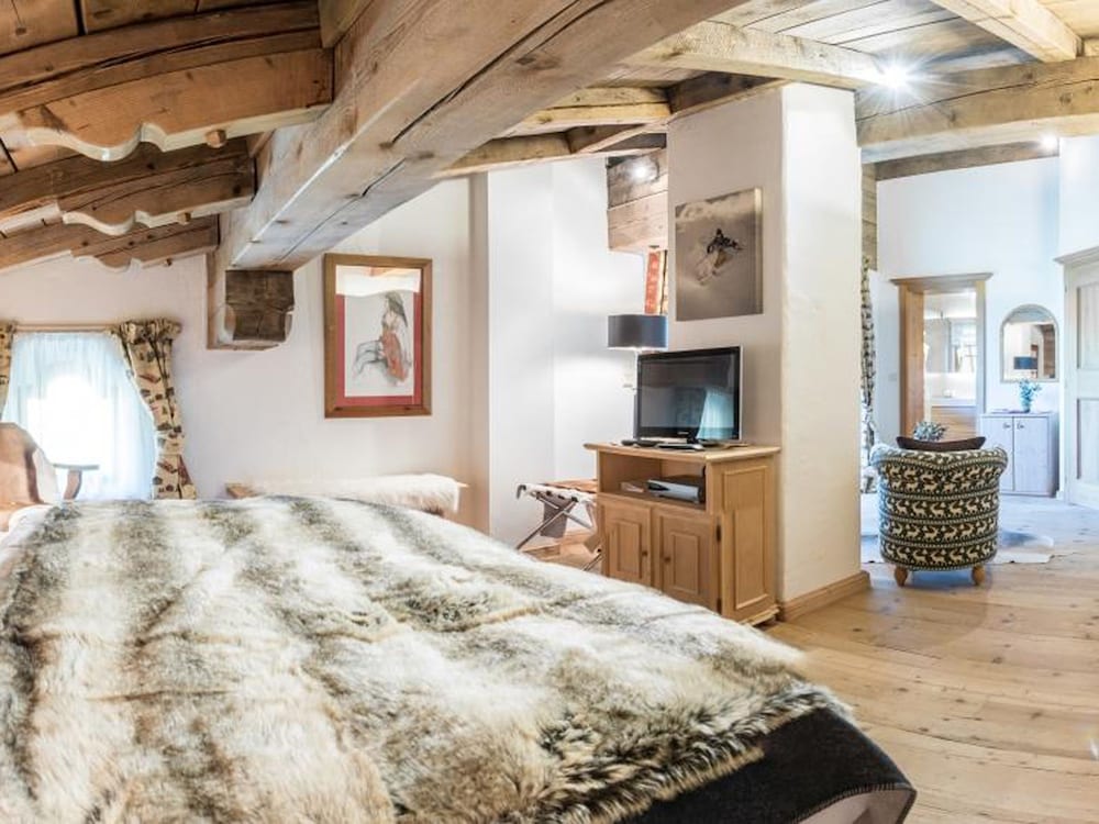 Luxury Chalet, 5 Bedrooms, Sauna, Garden Area photo 1