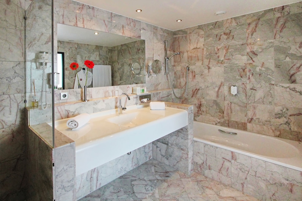 Junior Suite - Photo 10