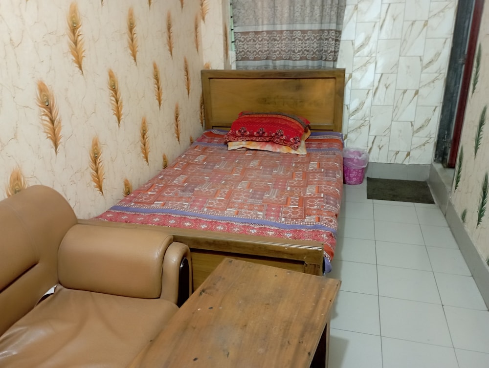 Classic Single Room