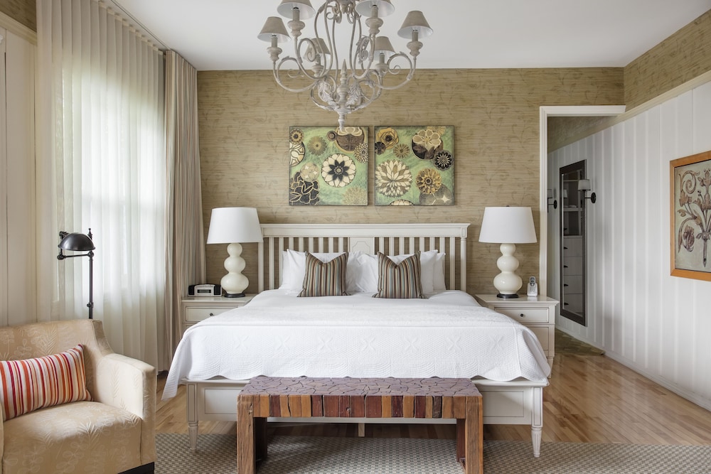 Suite (Montcalm) photo 1